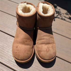 UGG Women's Classic Mini Boot Brown Size 5